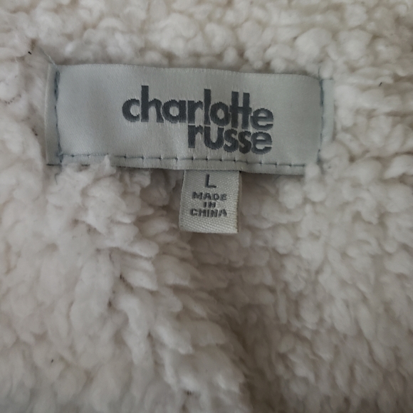 Charlotte Russe jacket with fur - Picture 3 of 6